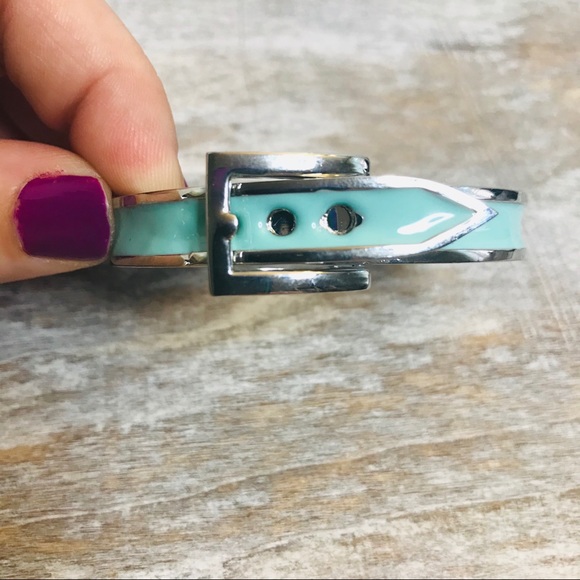 Enamel Spring Closure Belt Buckle Bracelet - Picture 8 of 8